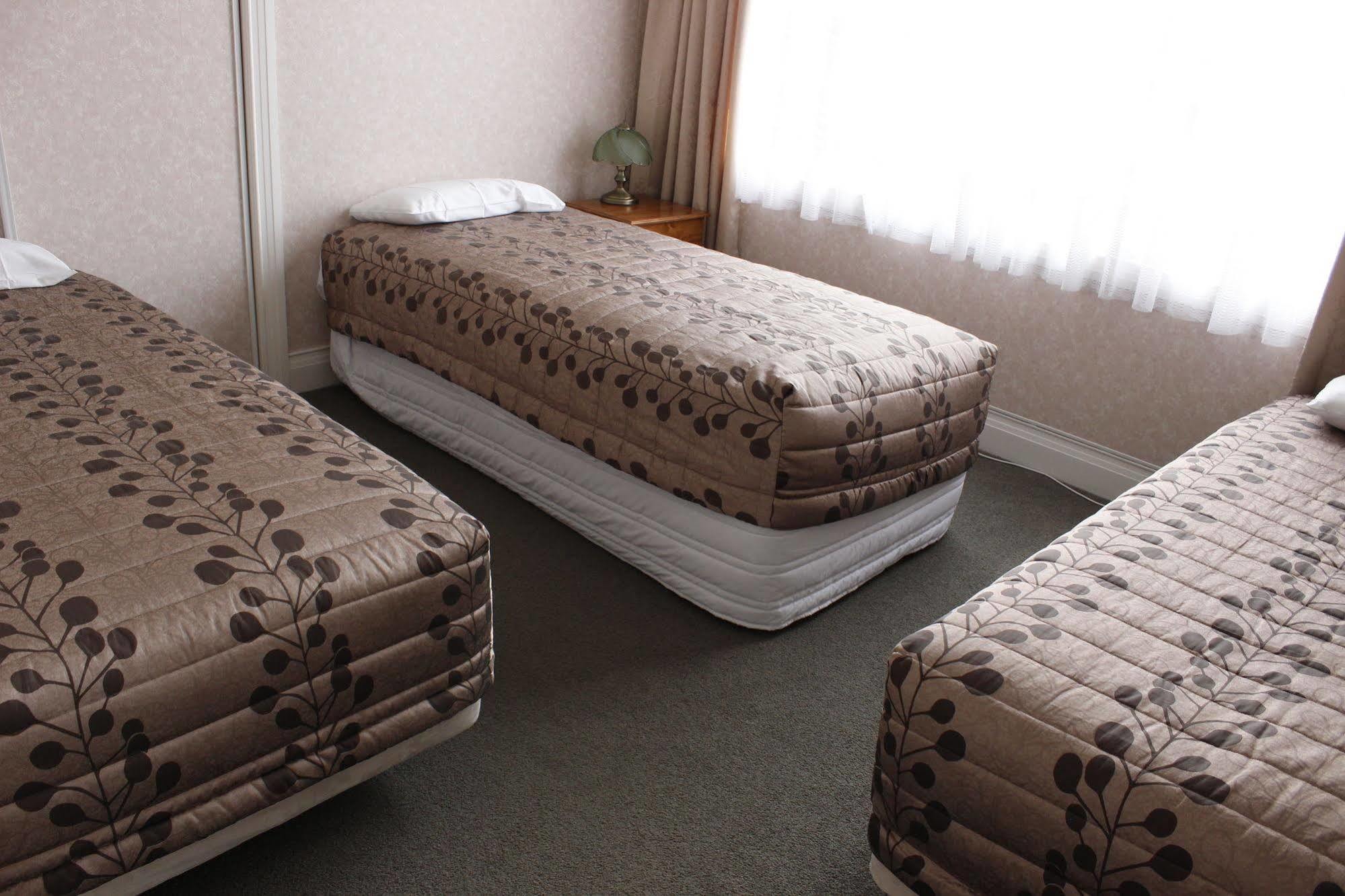 Colonial Motel Инверкаргилл Экстерьер фото